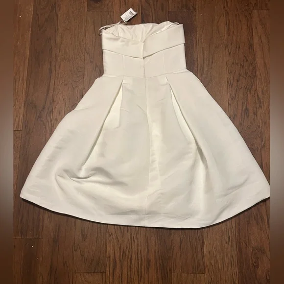amsale faille v-neck fit-and-flare dress Amsale Faille V-Neck Fit-and-Flare Dress – DGFOutlet